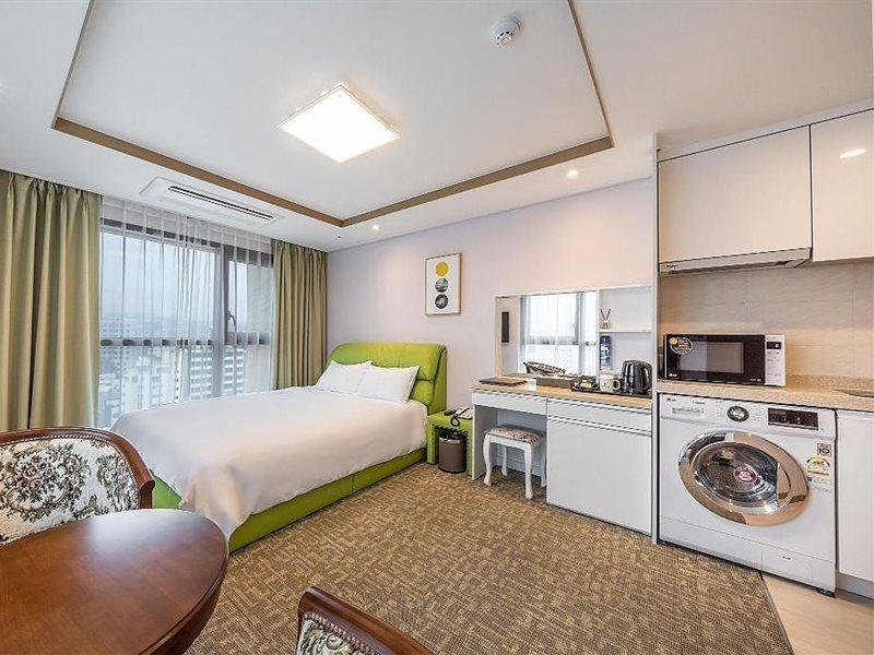 סאוגוויפו Hotel Dk מראה חיצוני תמונה