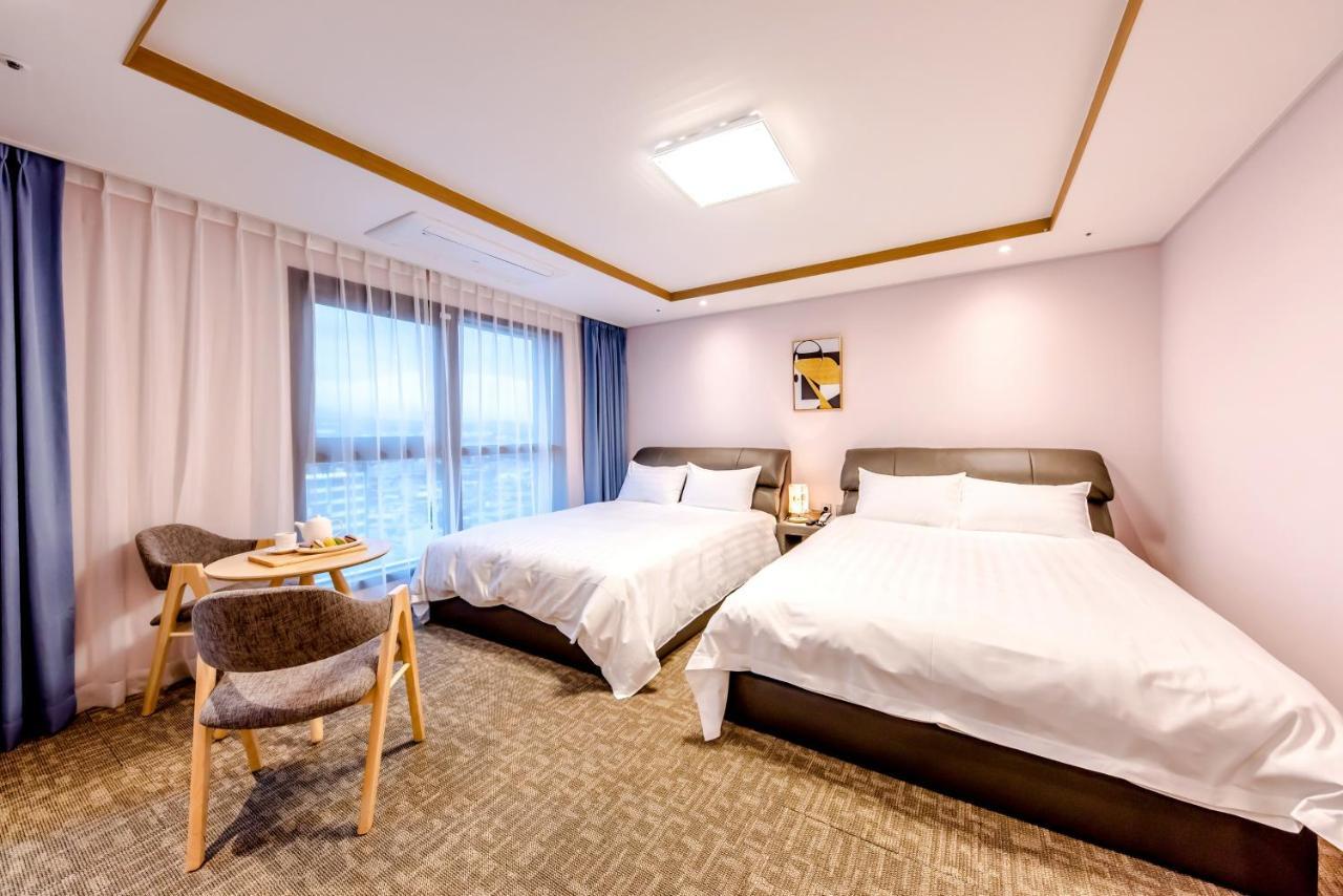 סאוגוויפו Hotel Dk מראה חיצוני תמונה