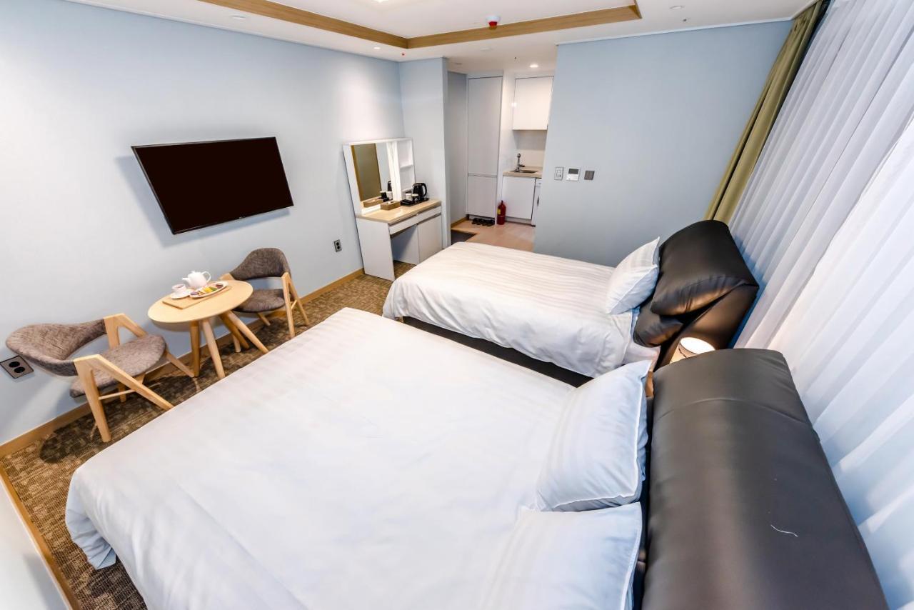 סאוגוויפו Hotel Dk מראה חיצוני תמונה