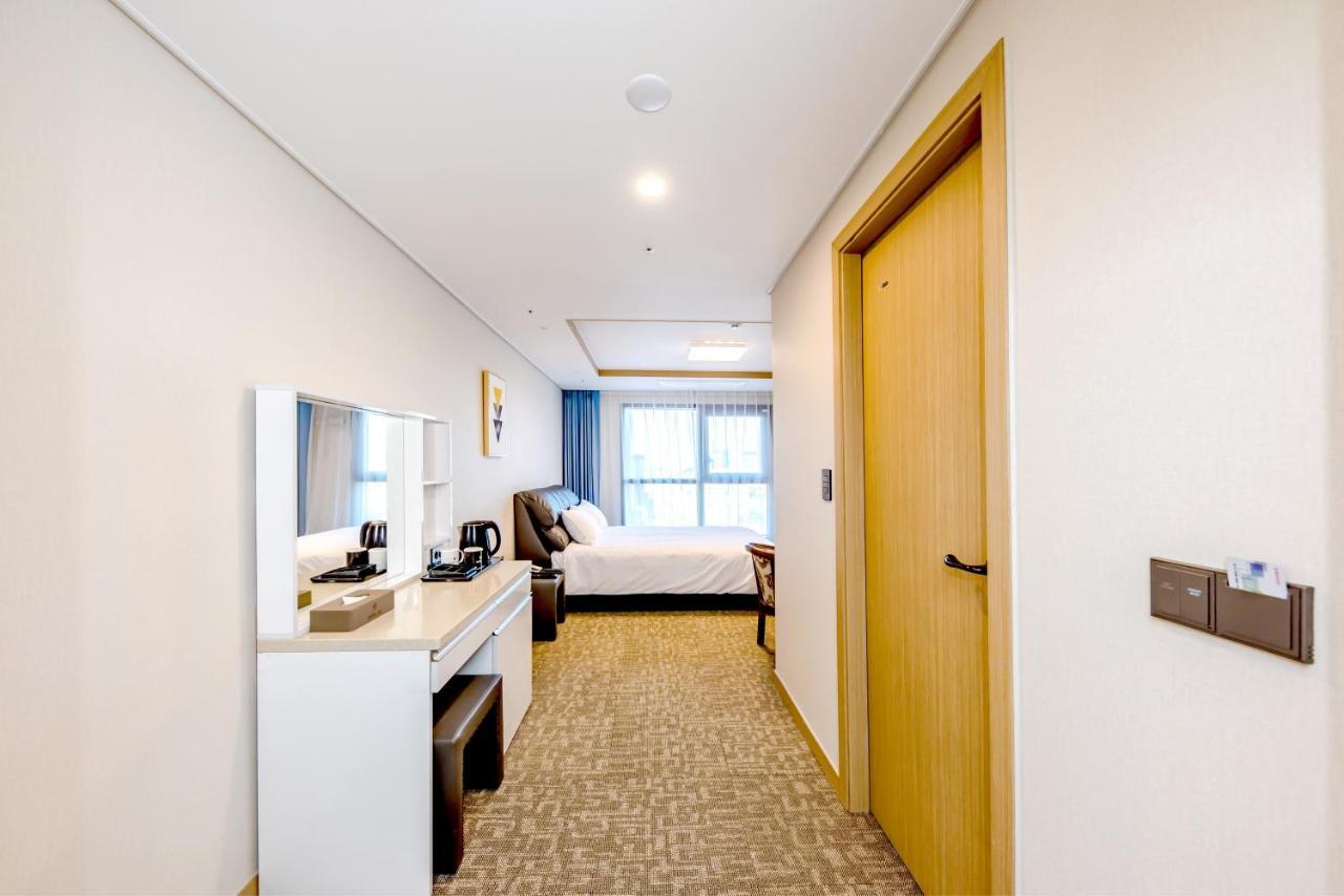 סאוגוויפו Hotel Dk מראה חיצוני תמונה