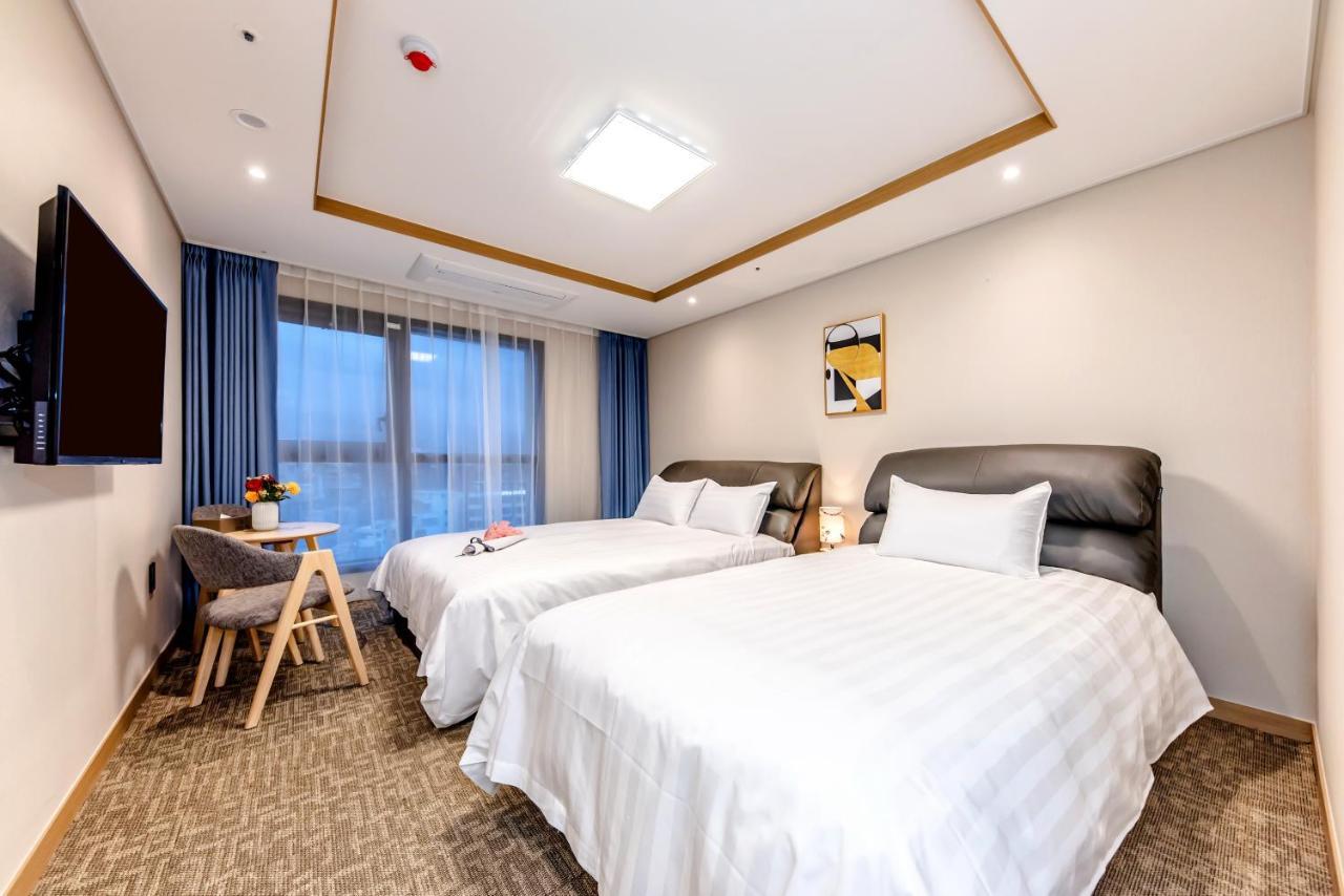 סאוגוויפו Hotel Dk מראה חיצוני תמונה