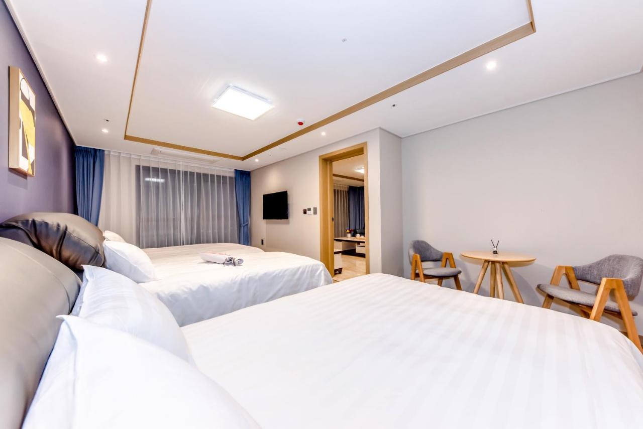 סאוגוויפו Hotel Dk מראה חיצוני תמונה